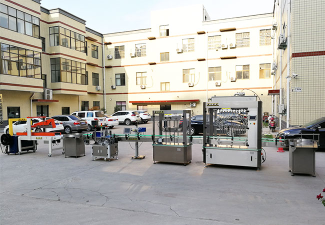 全自動(dòng)灌裝機(jī)生產(chǎn)線價(jià)格，專業(yè)生產(chǎn)，質(zhì)量保障(圖2)